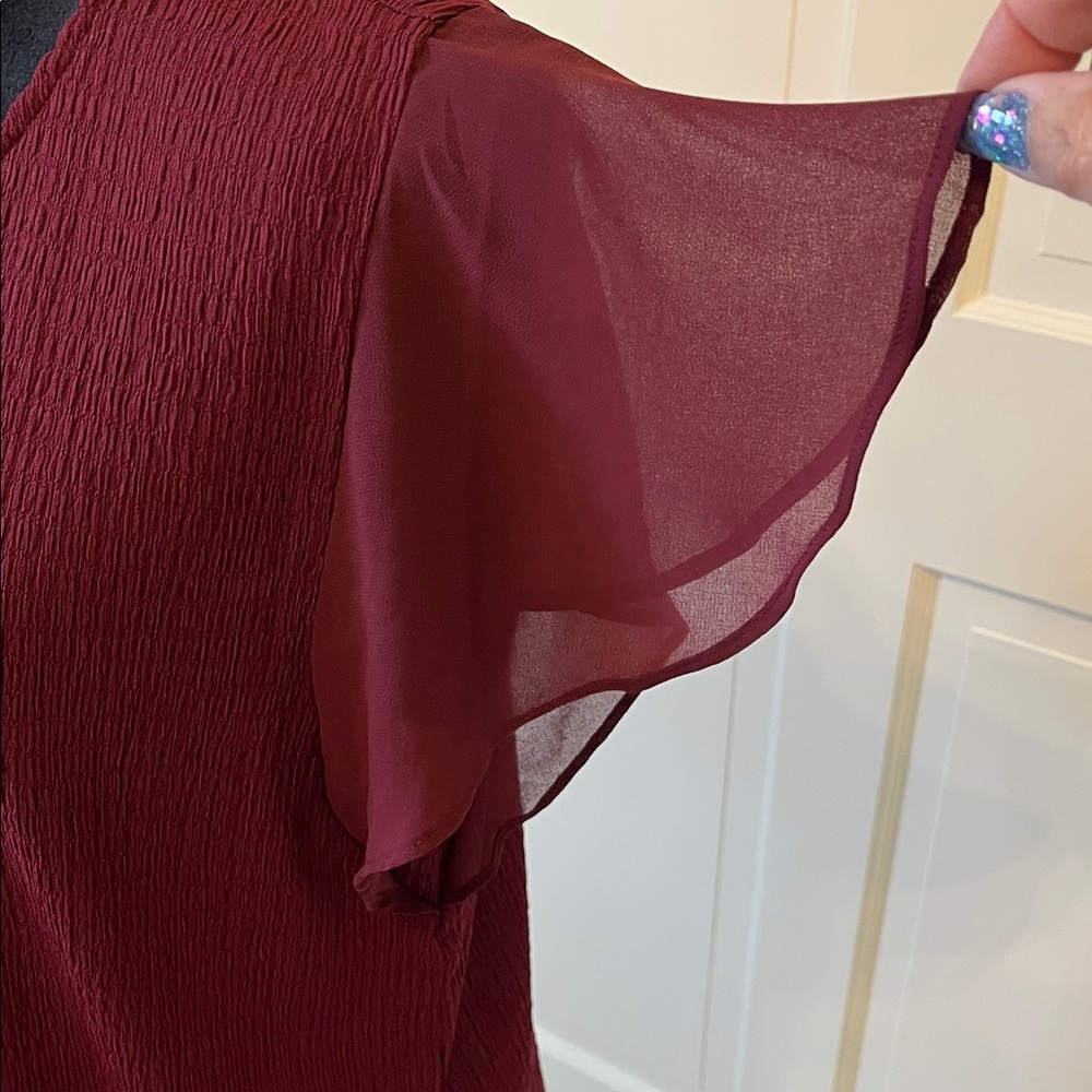 NWT Calvin Klein Blouse with Sheer Flutter Cap Sleeves Merlot Color - Picture 2 of 5